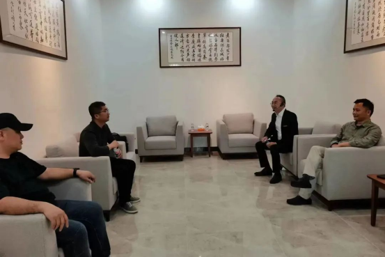 医生掀开奶罩边躁边狠狠躁视频