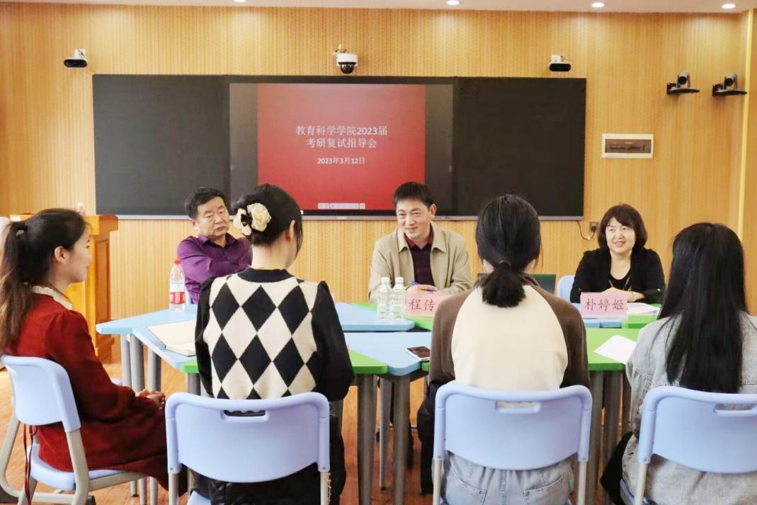 医生掀开奶罩边躁边狠狠躁视频