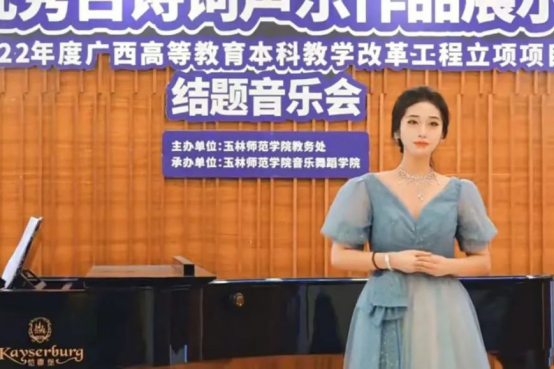 医生掀开奶罩边躁边狠狠躁视频